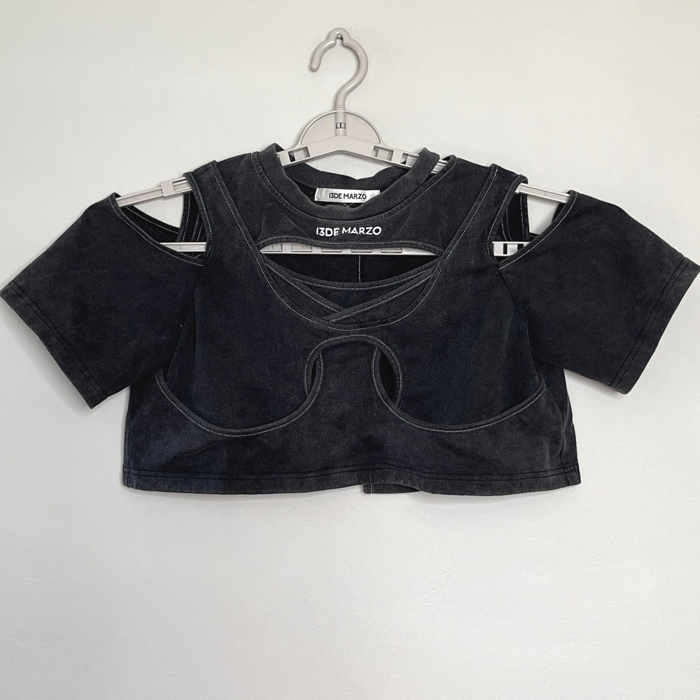 13DE MARZO Hollow Cross Out Short Top Small Washed Black Eclectic‎ Avant-Garde